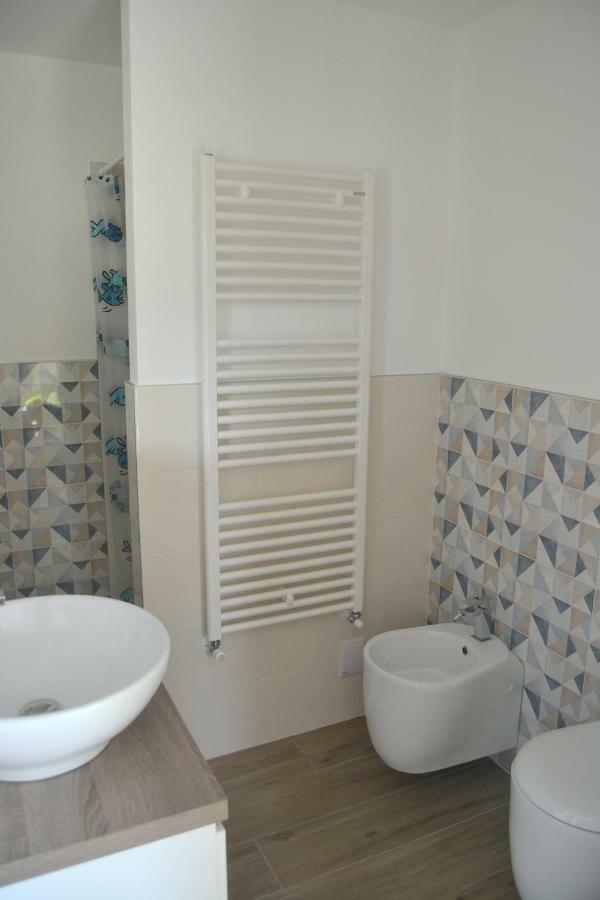 Lido 3 Pool, 30M From The Lake, Pet Friendly Como Lake Colico Buitenkant foto